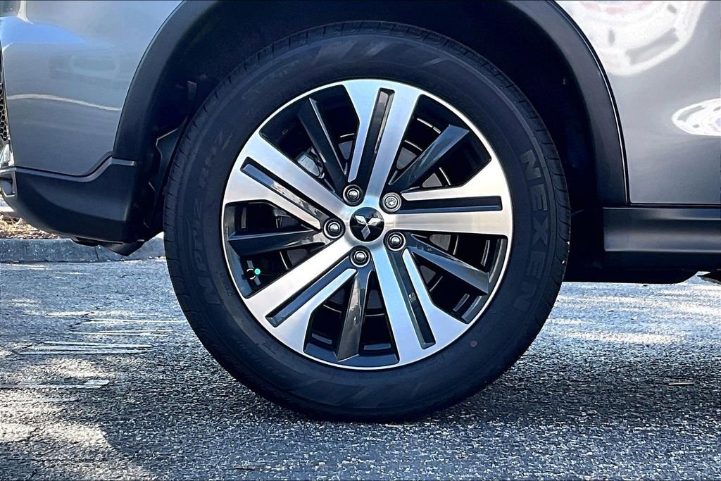 Used 2025 Mitsubishi Outlander Sport ES image 37