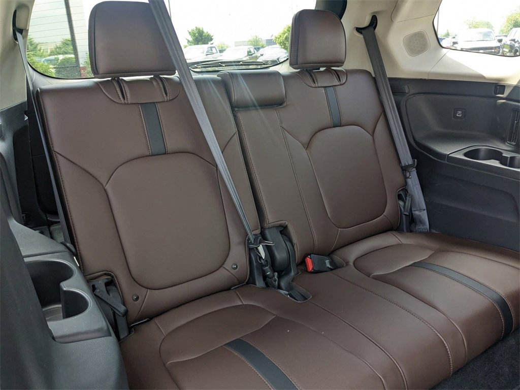 Used 2024 Honda Pilot Elite image 28