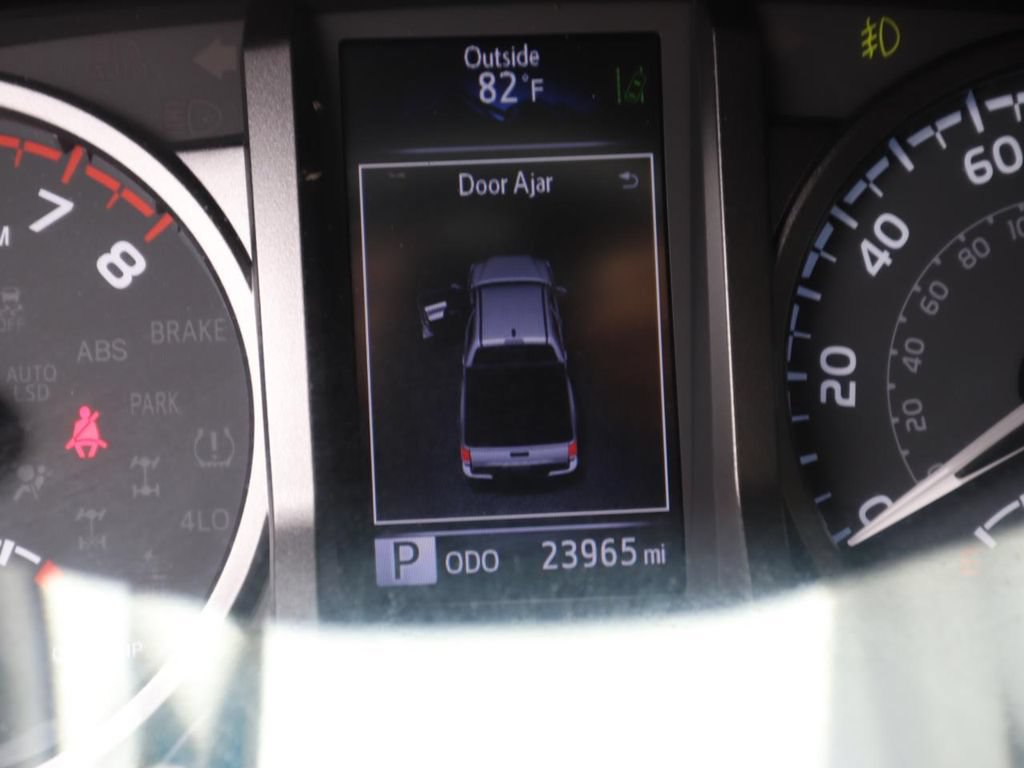 Used 2022 Toyota Tacoma TRD Sport RWD image 19