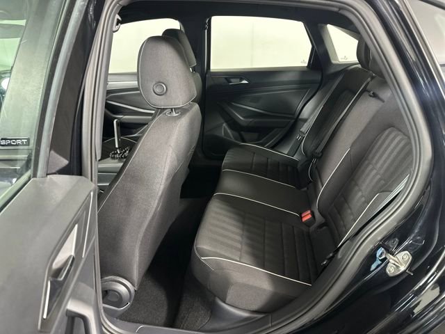 Used 2023 Volkswagen Jetta Sport image 25