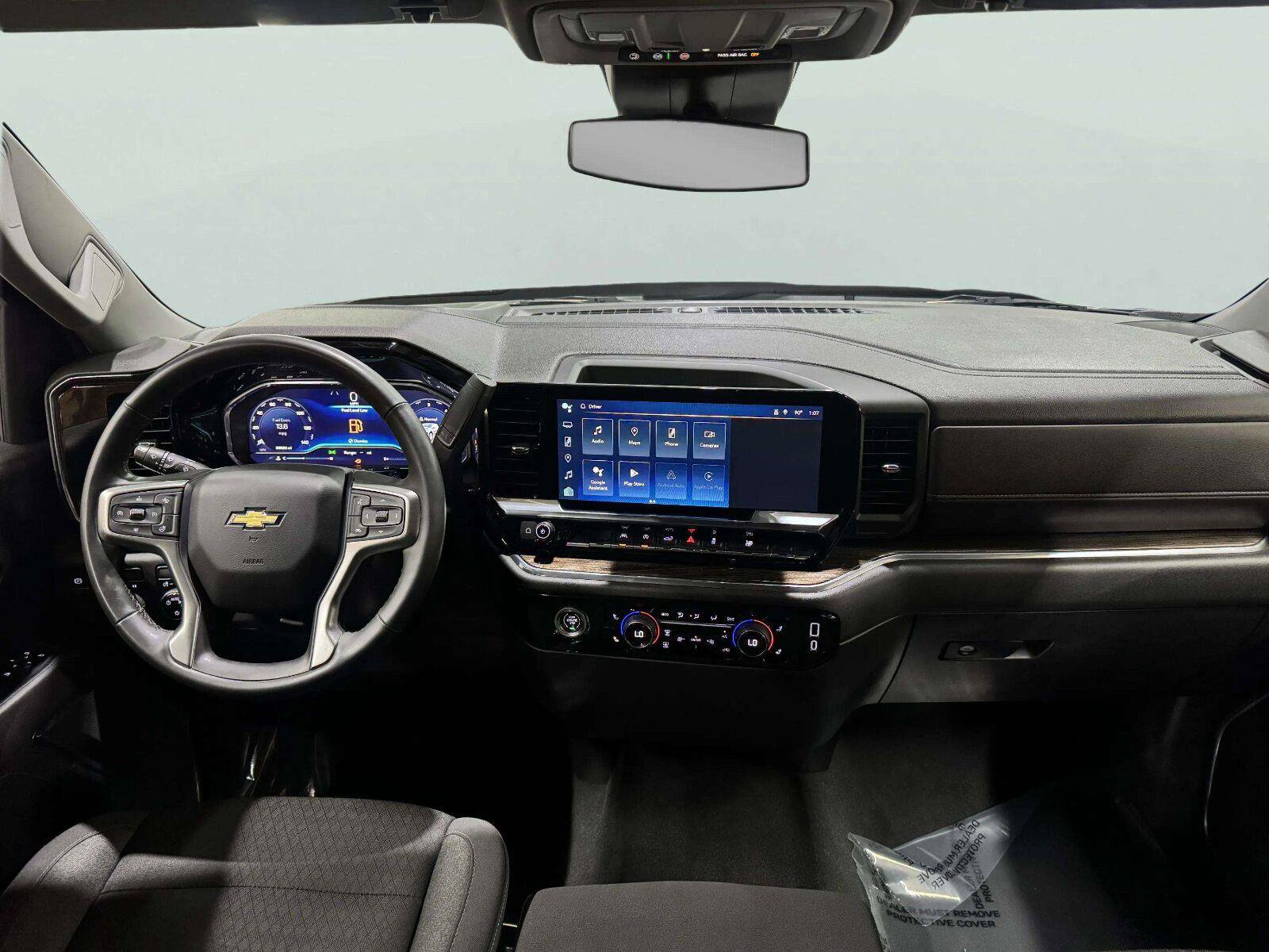Used 2023 Chevrolet Silverado 1500 LT AWD/4WD image 46