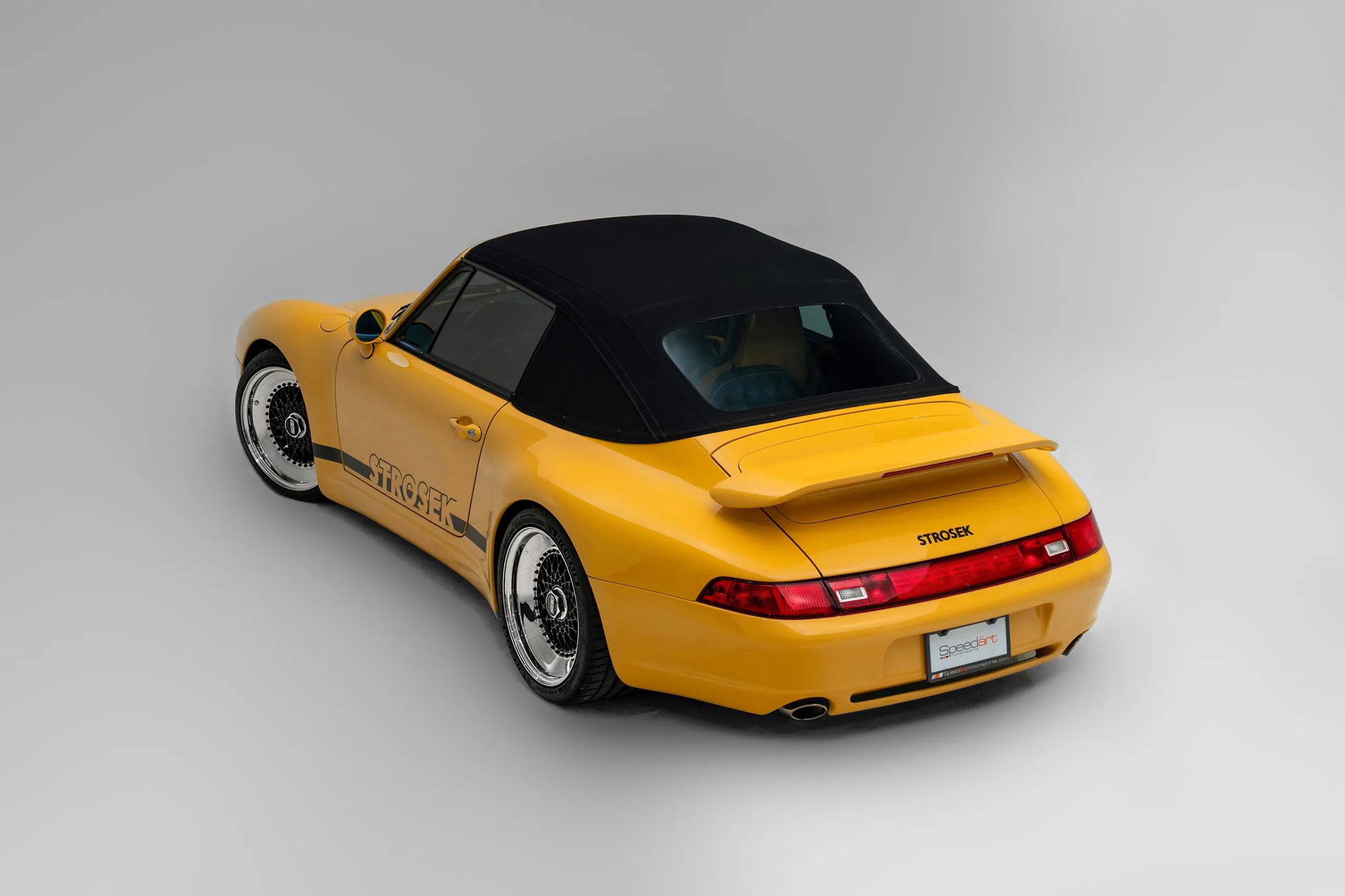 Used 1995 Porsche 911 Cabriolet image 8