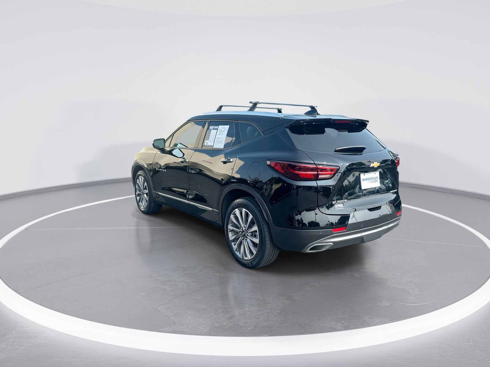 Used 2023 Chevrolet Blazer Premier w/ Driver Confidence II Package FWD image 7