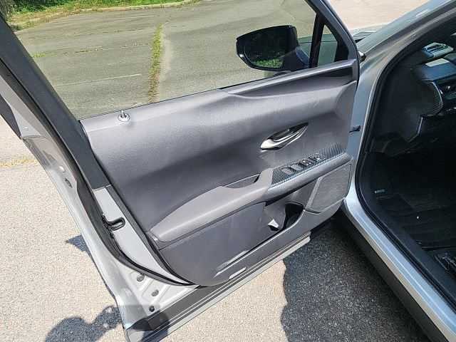 Used 2020 Lexus UX 250h w/ Premium Package AWD/4WD image 12