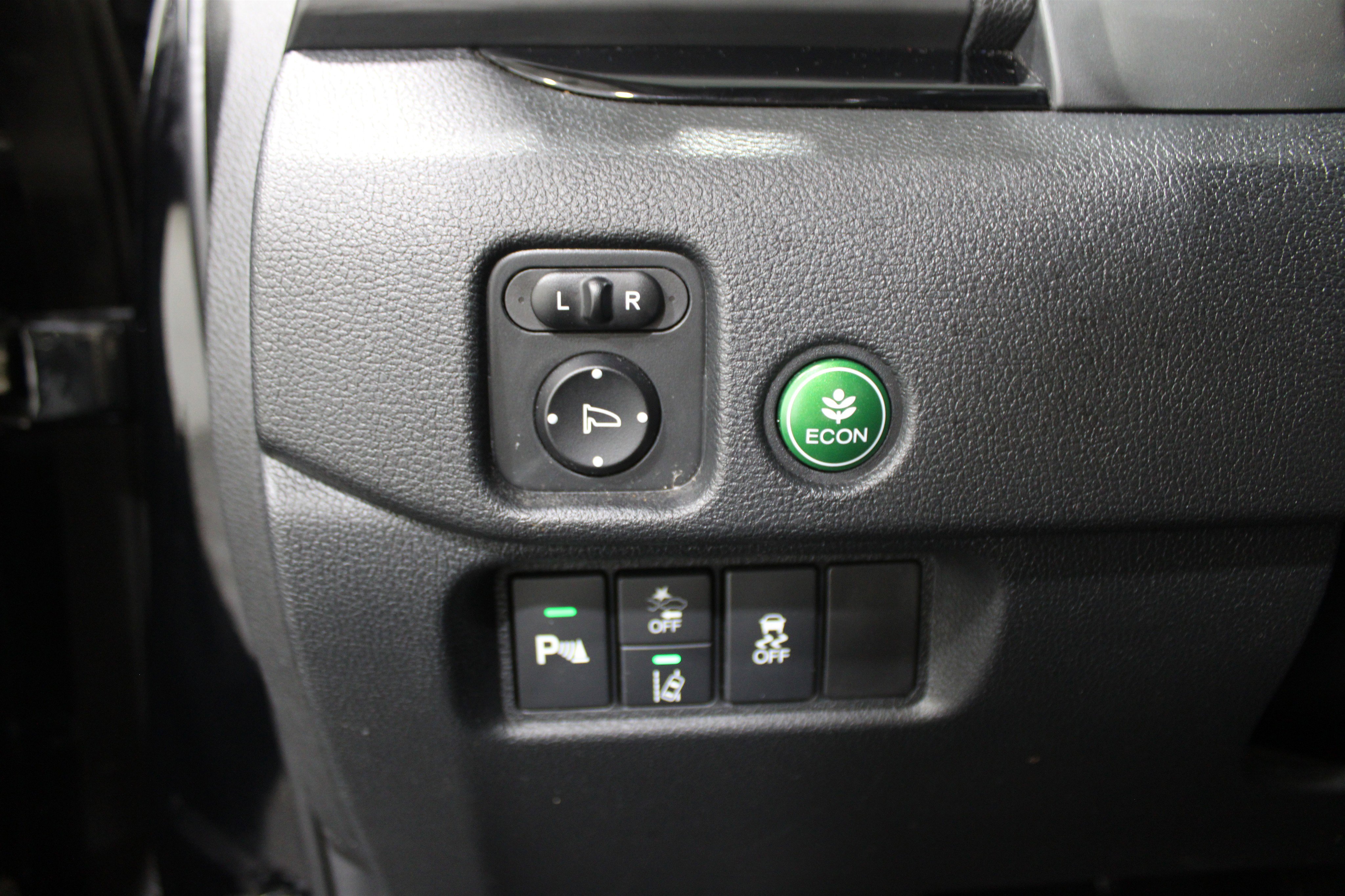 Used 2021 Honda Pilot Touring image 7