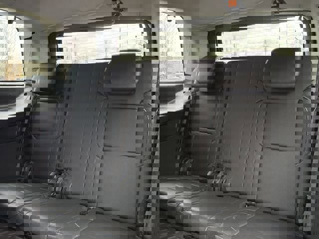 Used 2020 GMC Yukon SLT w/ Premium Edition image 14