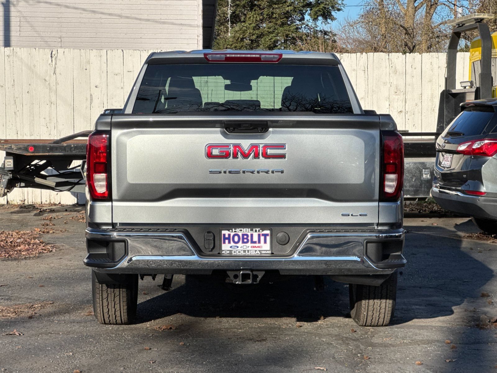New 2026 GMC Sierra 1500 SLE RWD image 4