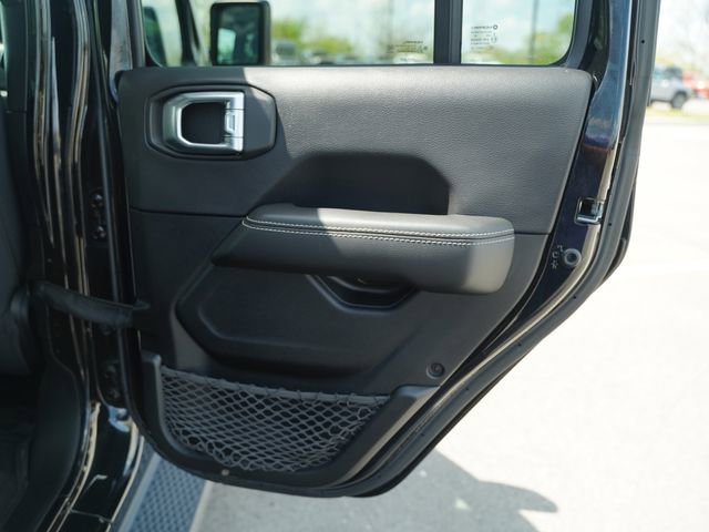 Used 2022 Jeep Wrangler Unlimited Sahara w/ Dual Top Group image 23