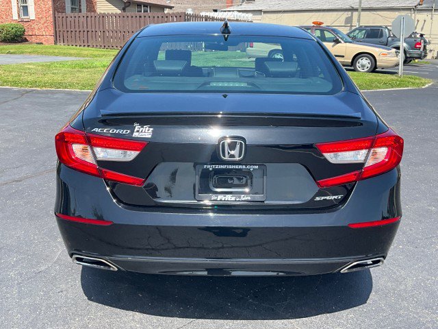 Used 2018 Honda Accord Sport image 3