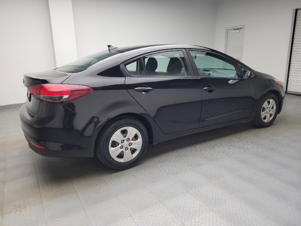 Used 2017 Kia Forte LX FWD image 10
