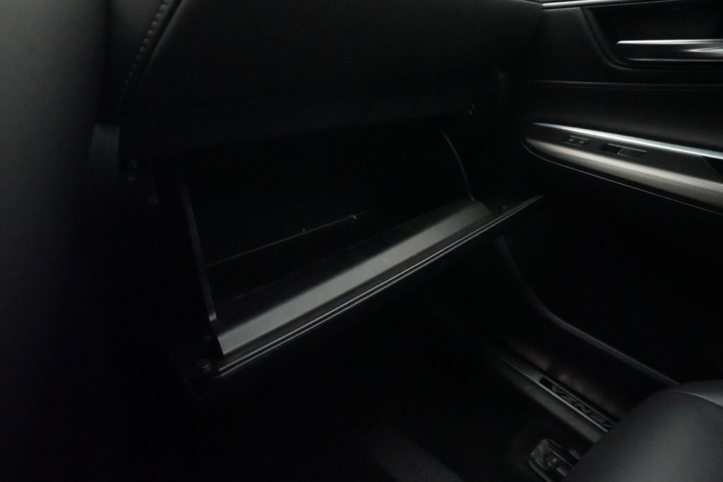 Used 2024 Toyota Venza Nightshade image 30
