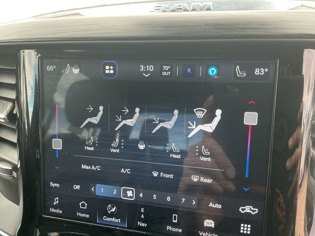 Used 2024 RAM 1500 Laramie image 20