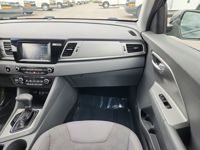 Used 2017 Kia Niro LX image 23