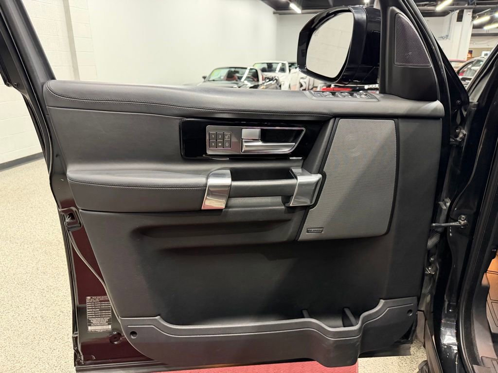 Used 2016 Land Rover LR4 HSE LUX AWD/4WD image 21