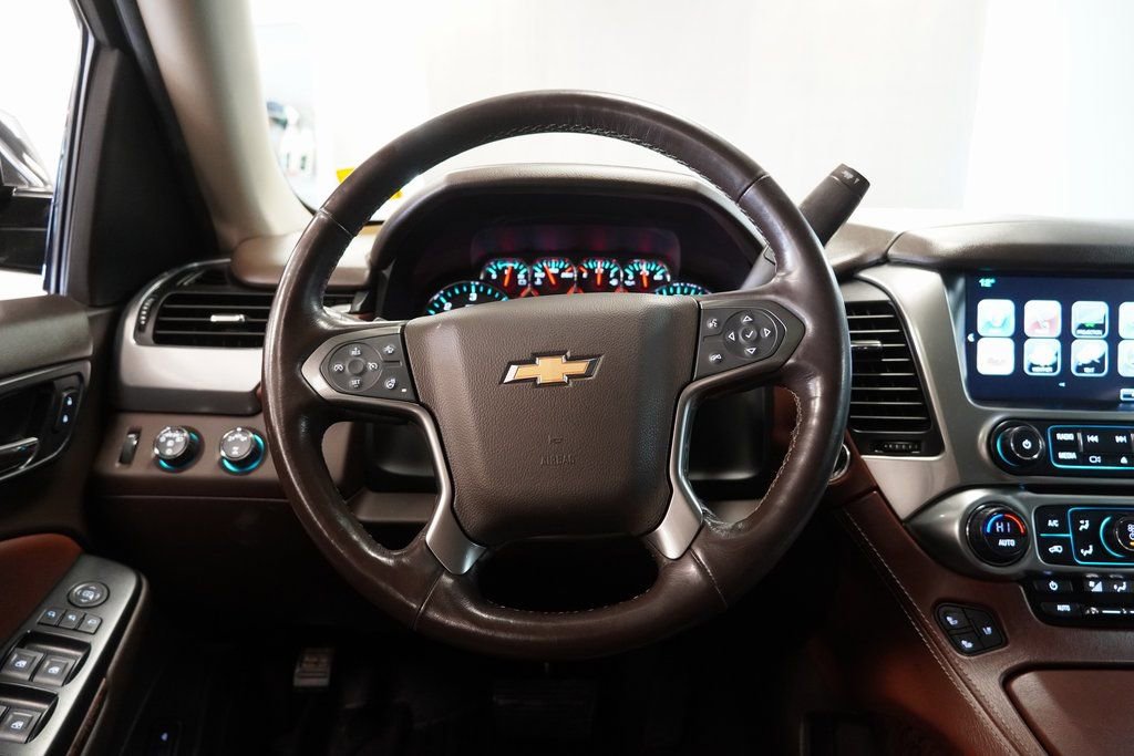Used 2020 Chevrolet Suburban Premier image 22