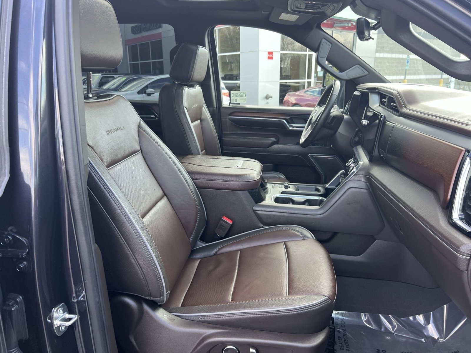 Used 2024 GMC Sierra 2500 Denali w/ Denali Reserve Package image 27