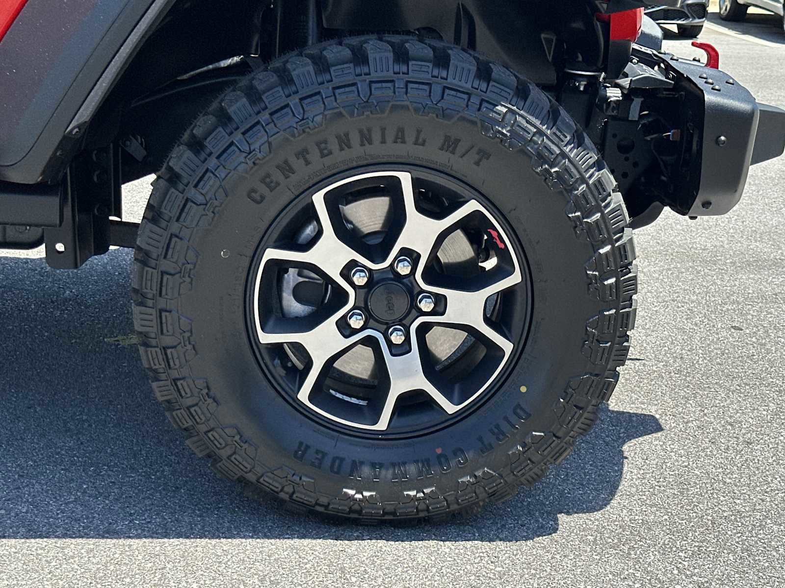 Used 2024 Jeep Wrangler Unlimited Rubicon w/ XTREMEE 35" Tire Package AWD/4WD image 7