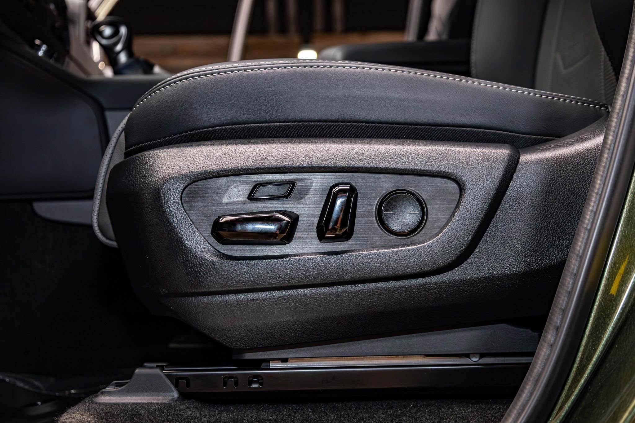 Used 2026 Lexus GX 550 Luxury+ w/ Accessory Package (2T) image 21