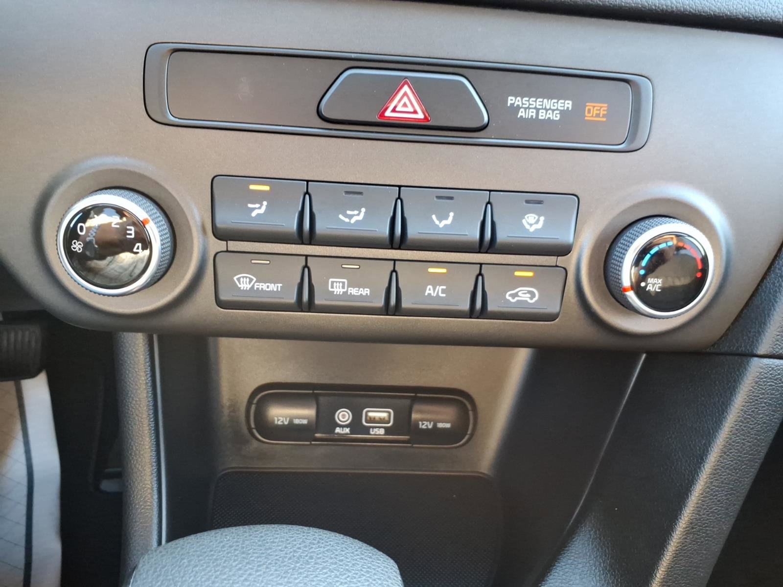 Used 2017 Kia Sportage LX w/ Option Group 012 image 16