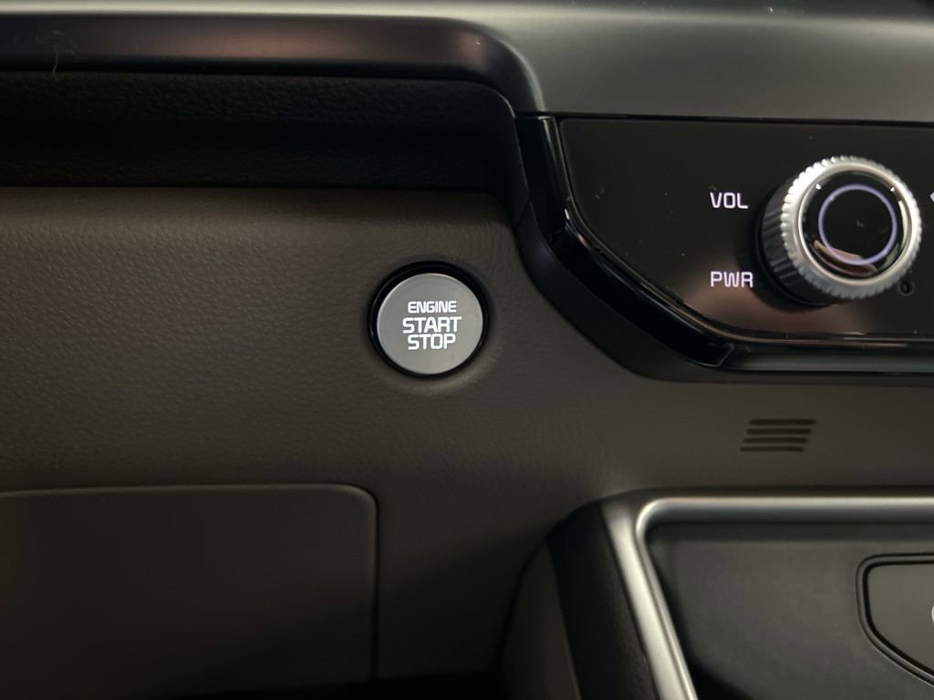 New 2026 Kia Carnival LXS image 17