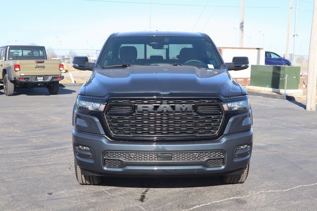 New 2026 RAM 1500 4x4 Crew Cab image 19