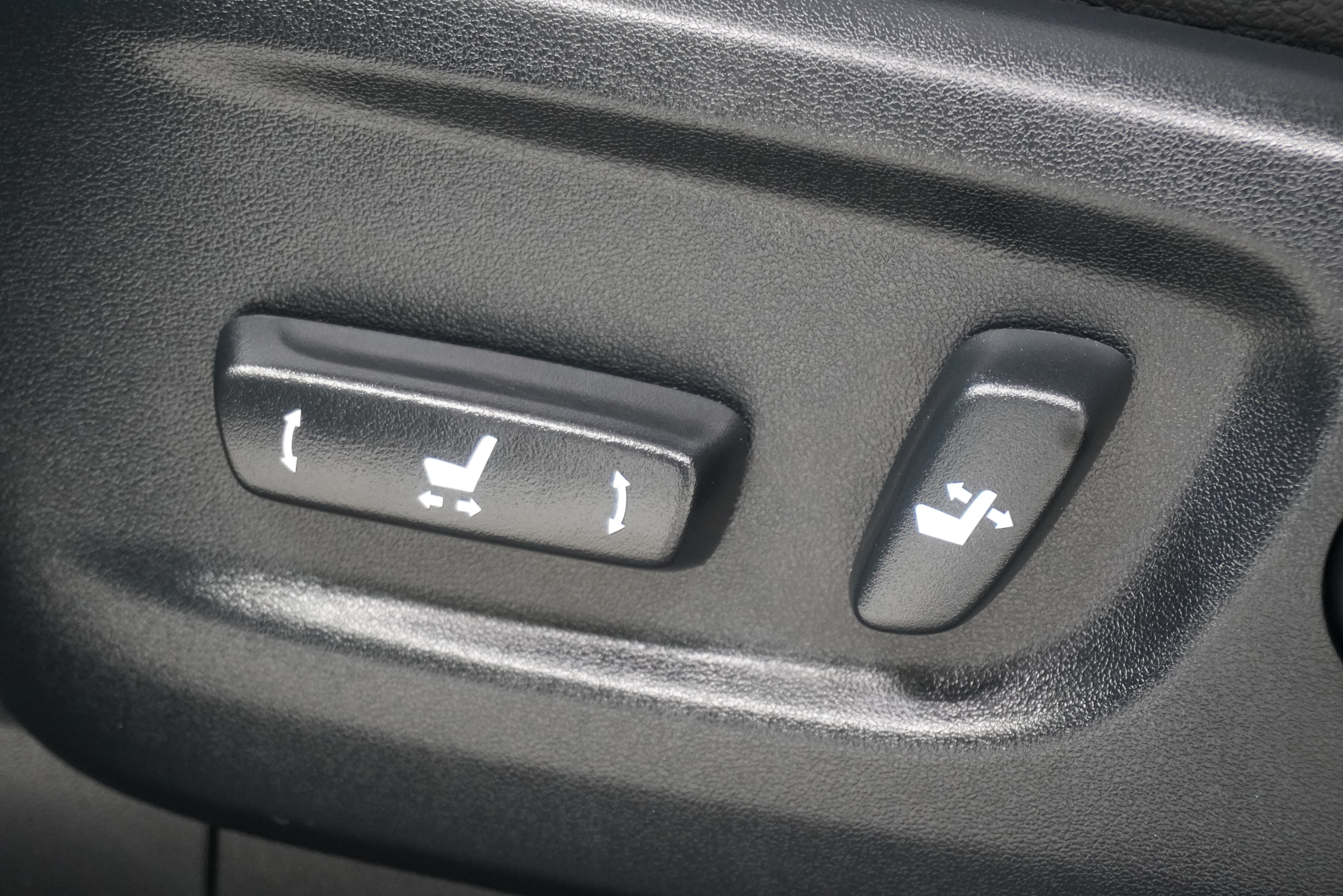 Used 2024 Toyota 4Runner SR5 AWD/4WD image 13