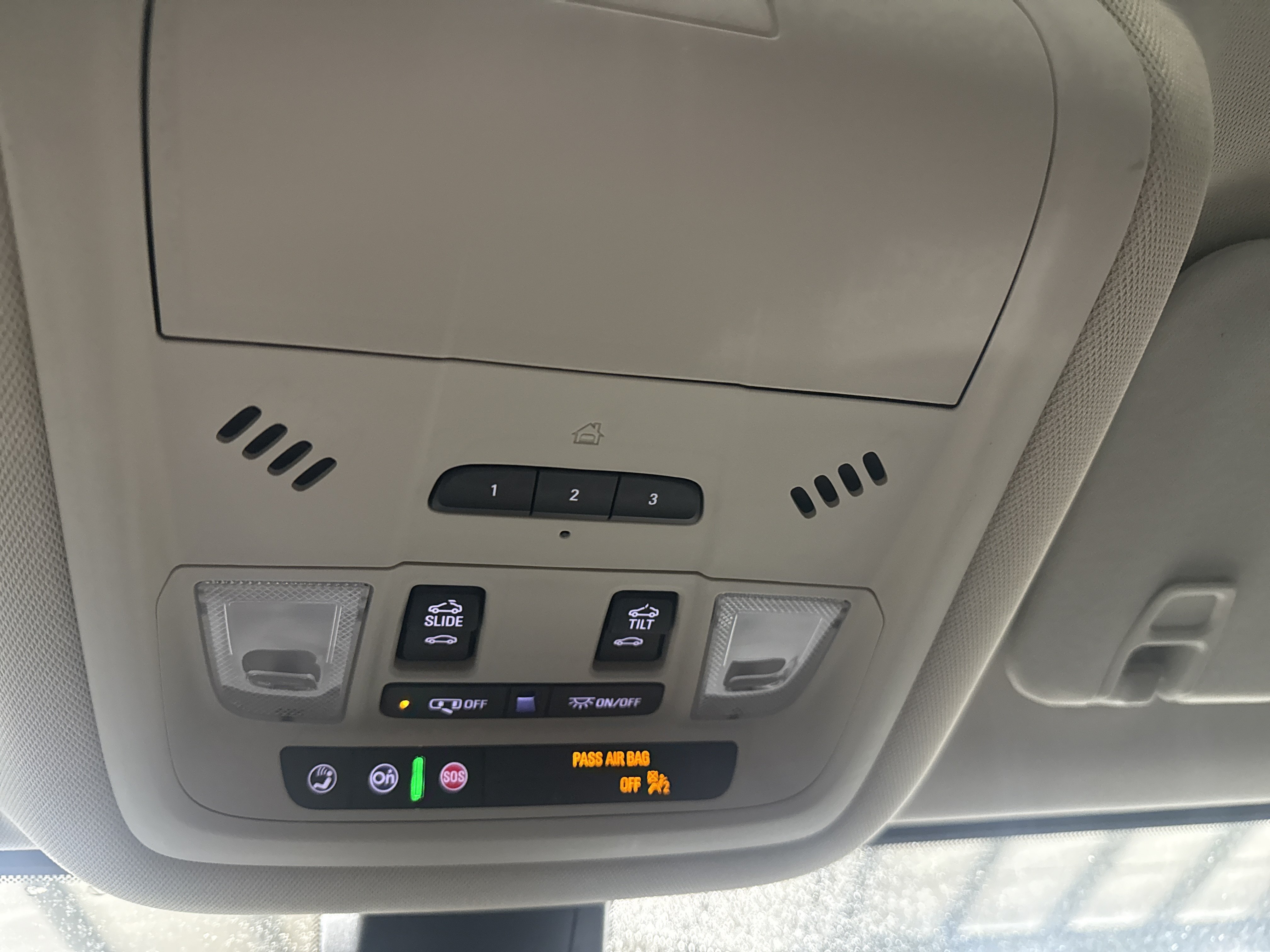 Used 2022 GMC Acadia Denali w/ GMC Pro Grade Package AWD/4WD image 13