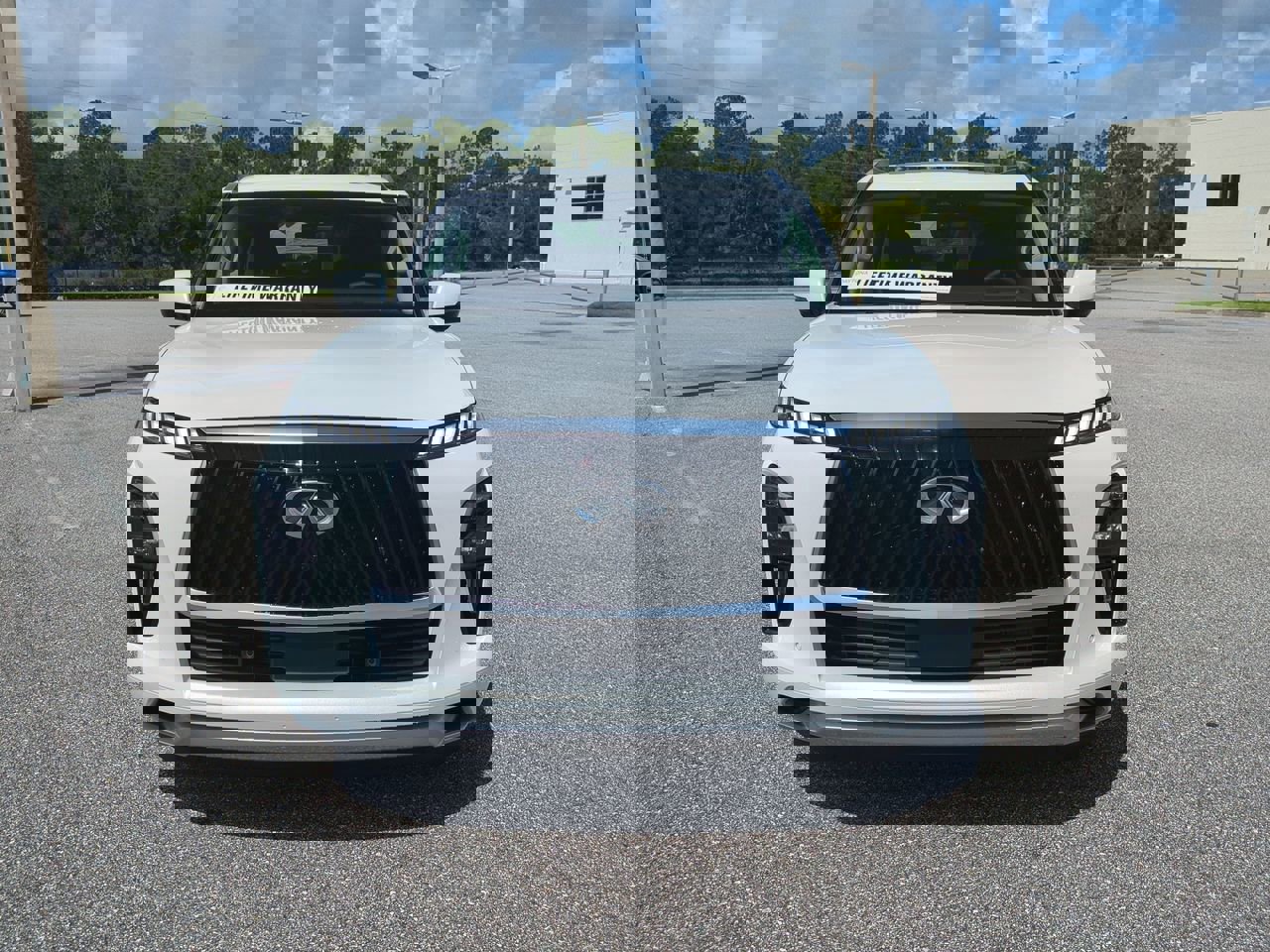 New 2026 INFINITI QX80 Luxe w/ Cargo Package image 10