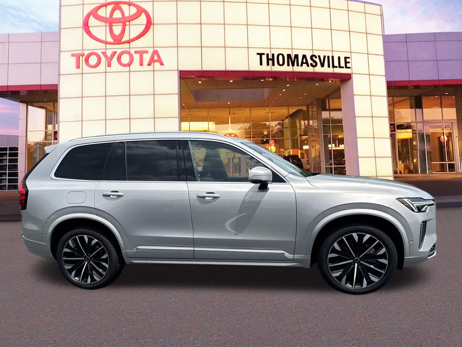 Used 2025 Volvo XC90 B6 Plus AWD/4WD image 4