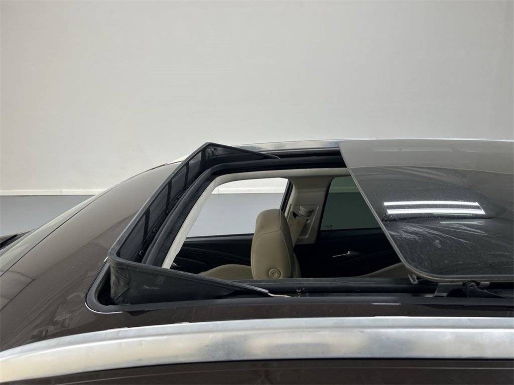 Used 2020 Buick Envision Premium w/ Driver Confidence Package image 21