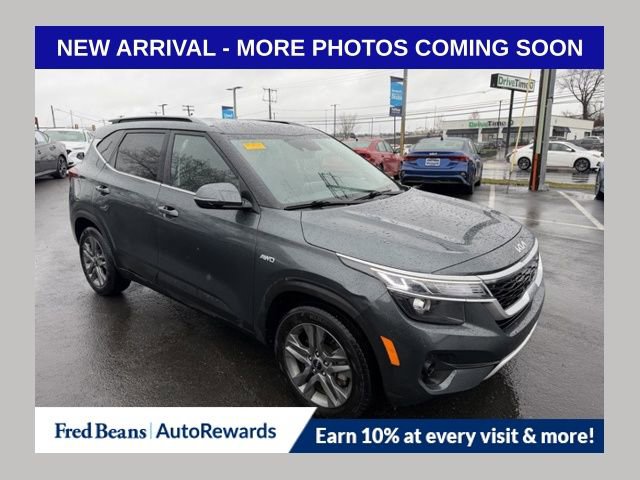 Used 2023 Kia Seltos S image 1