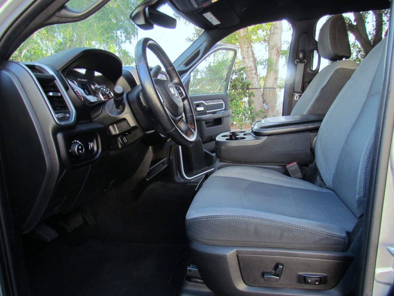Used 2024 RAM 2500 Big Horn AWD/4WD image 19