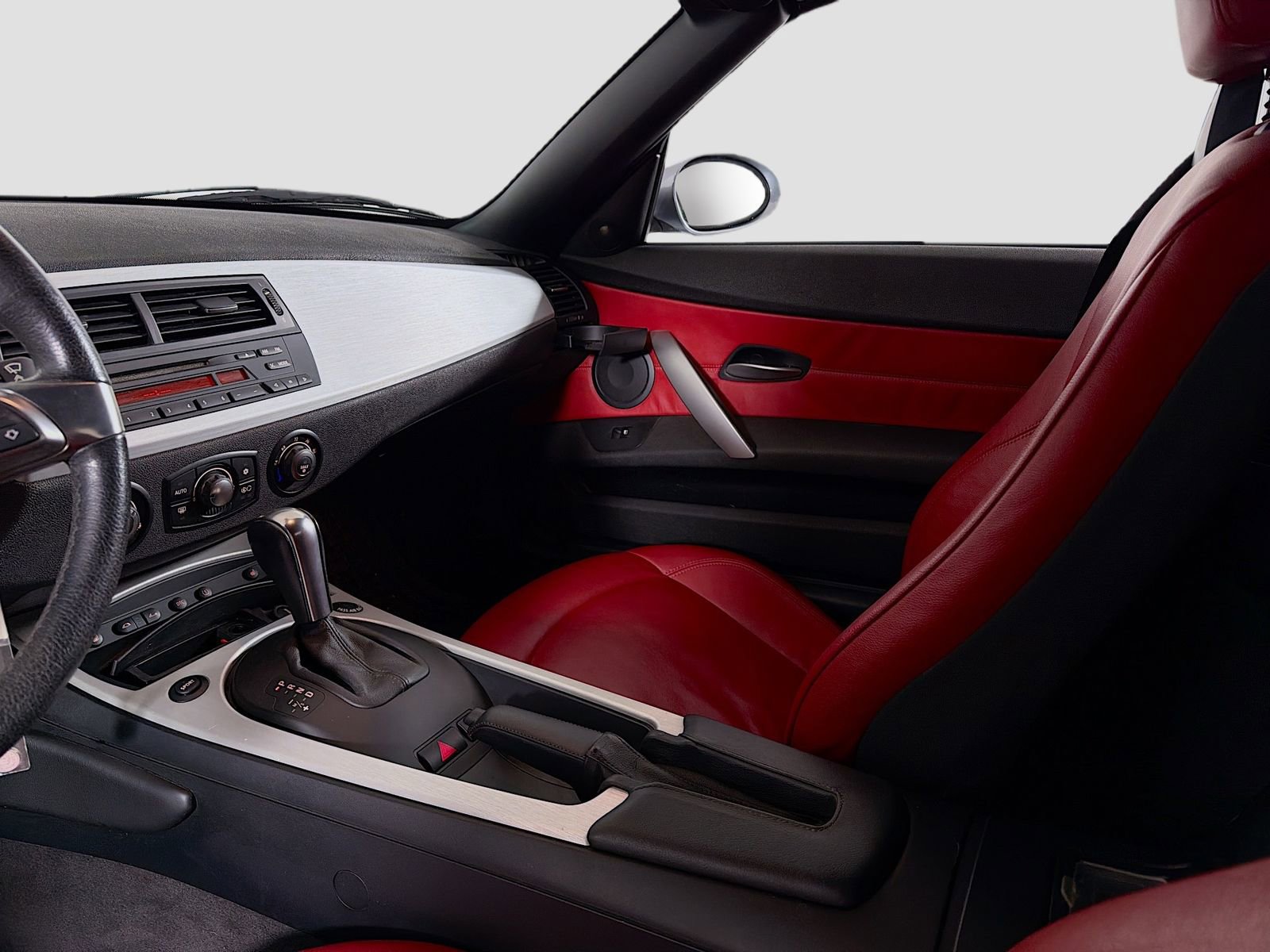 Used 2006 BMW Z4 3.0i image 23