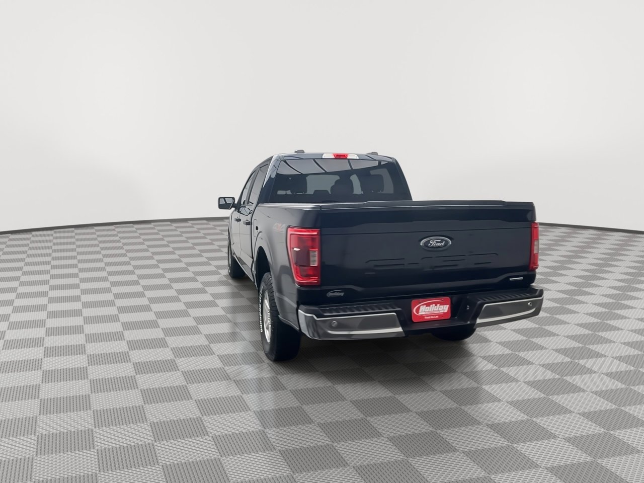 Used 2022 Ford F150 XLT AWD/4WD image 2