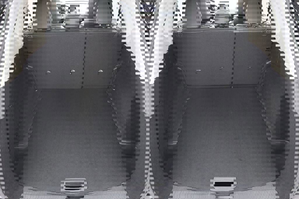 Used 2023 Nissan Rogue SV w/ SV Premium Package image 29