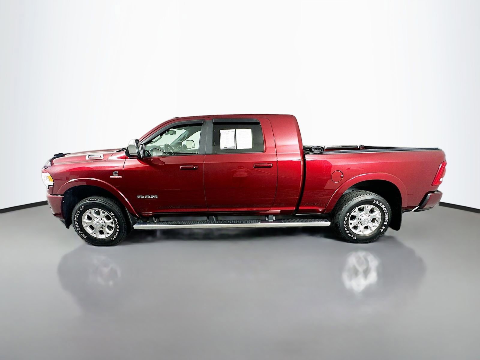 Used 2022 RAM 2500 Laramie AWD/4WD image 4