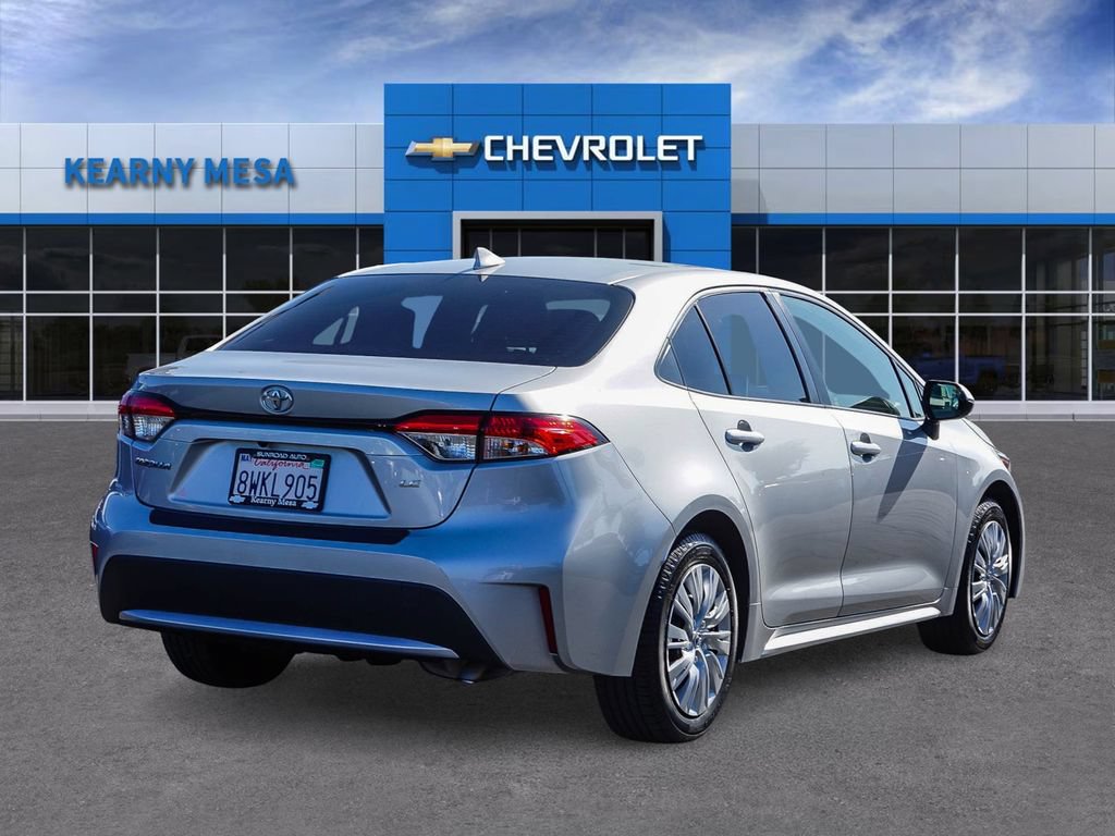 Used 2021 Toyota Corolla LE w/ Carpet Mat Package (TMS) FWD image 6