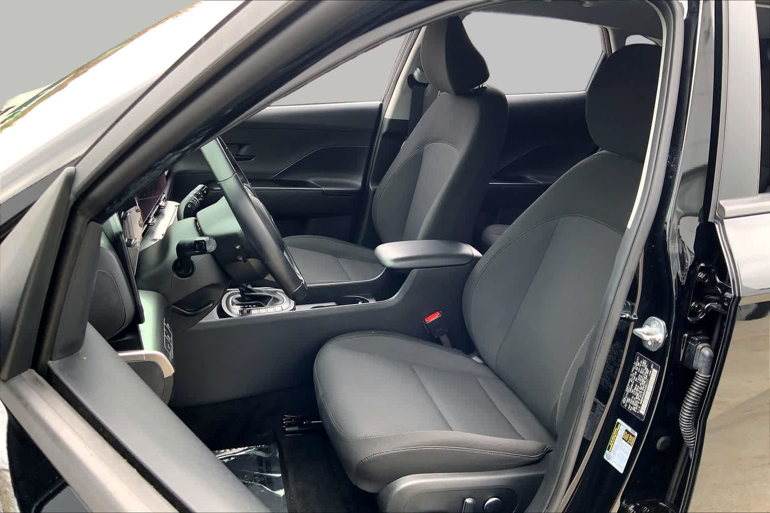Used 2024 Hyundai Kona SEL FWD image 9