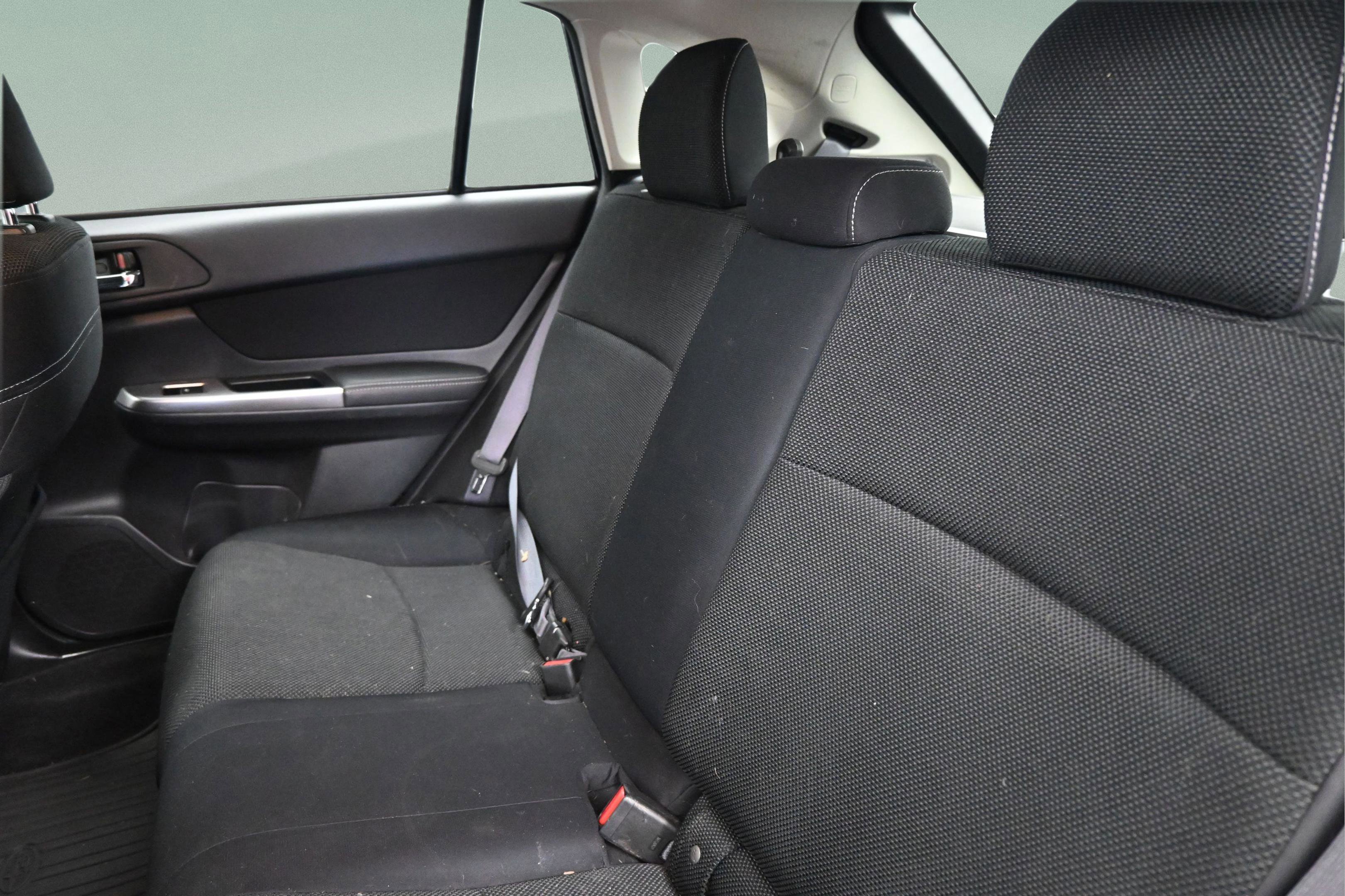 Used 2015 Subaru Crosstrek 2.0i Premium w/ Moonroof Package AWD/4WD image 34