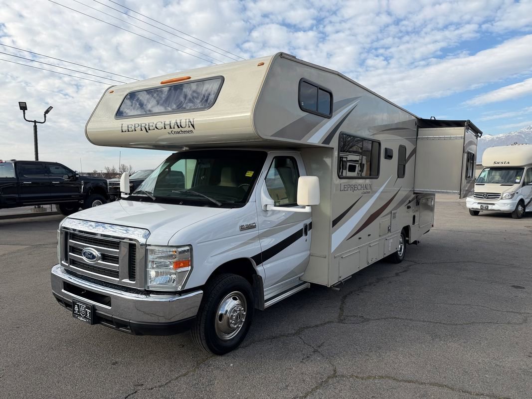 Used 2016 Ford E-350 and Econoline 350 Super Duty w/ Motorhome Prep Package RWD image 4