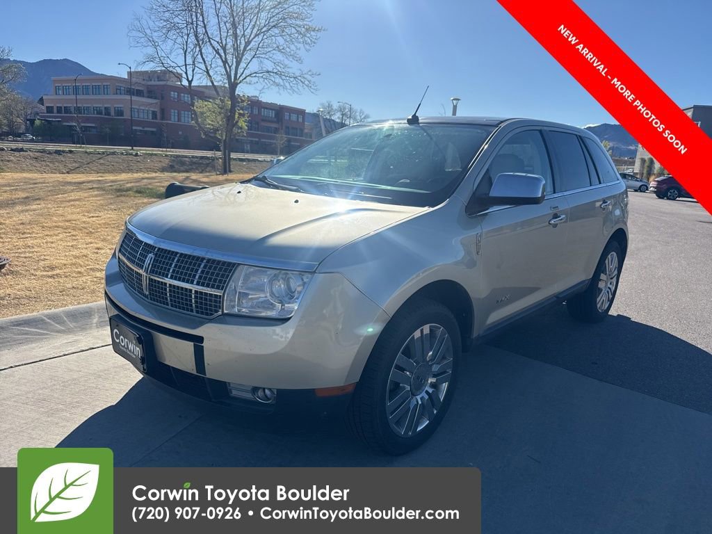 Used 2010 Lincoln MKX AWD image 3