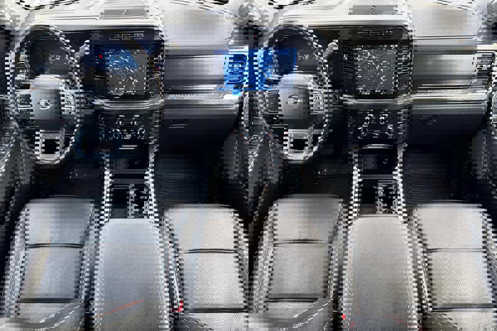 Certified 2024 Ford F250 Lariat w/ Chrome Package image 3