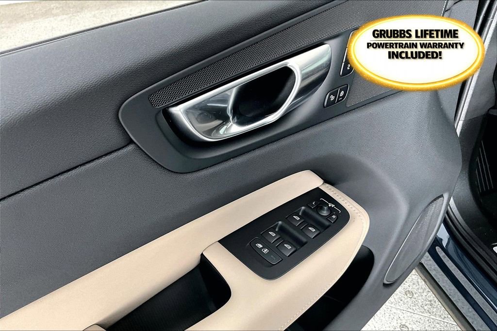 New 2026 Volvo XC60 B5 Plus w/ Protection Package Premier image 30
