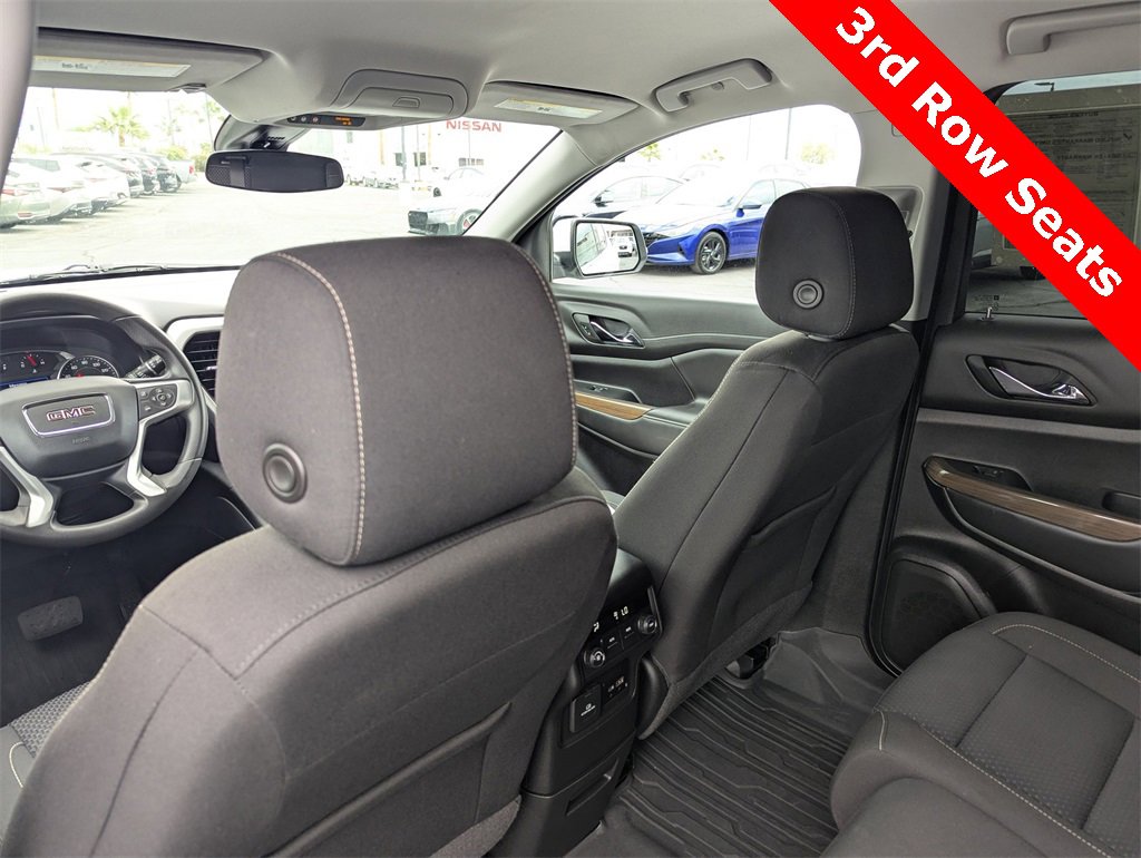 Used 2023 GMC Acadia SLE w/ Driver Convenience Package image 15