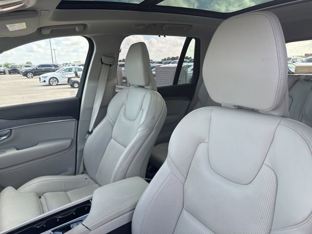 Used 2024 Volvo XC90 T8 Ultimate w/ Protection Package Premier AWD/4WD image 13