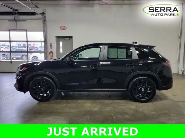 Used 2025 Honda HR-V Sport image 8
