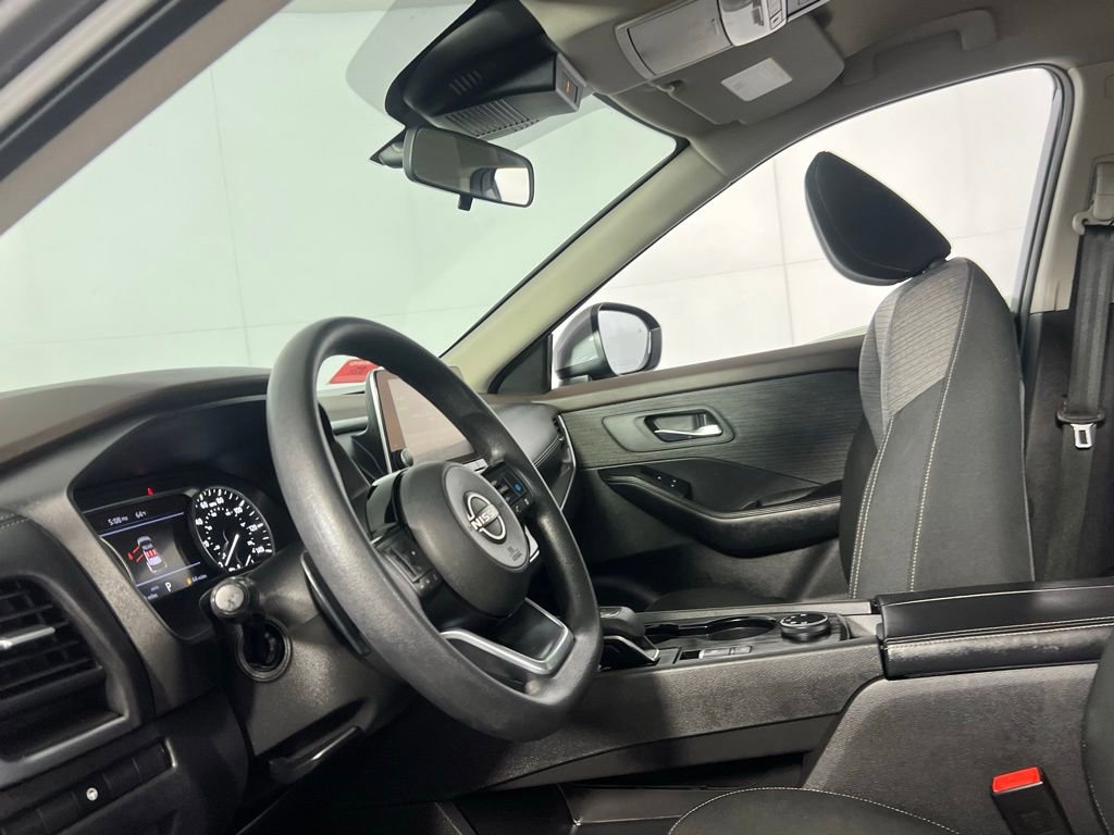 Used 2023 Nissan Rogue SV image 21