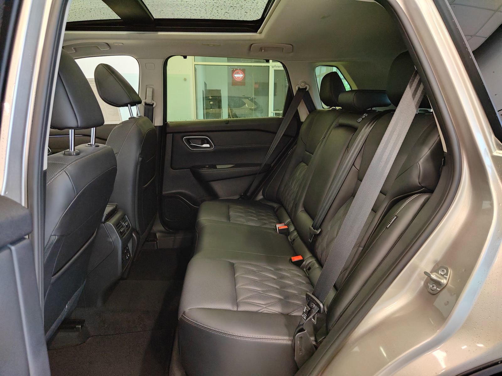 New 2026 Nissan Rogue Platinum image 13