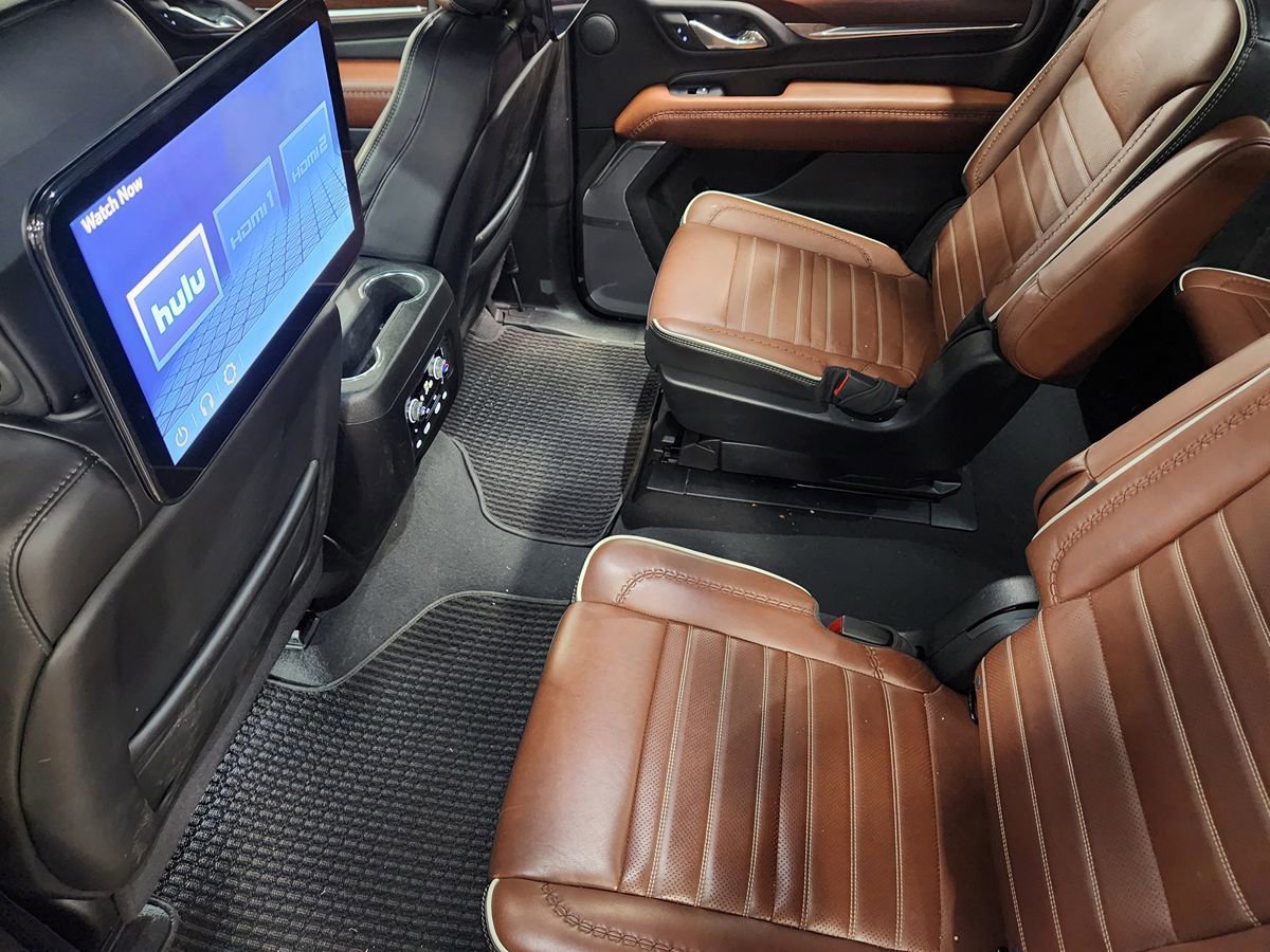 Used 2024 GMC Yukon XL Denali Ultimate AWD/4WD image 54
