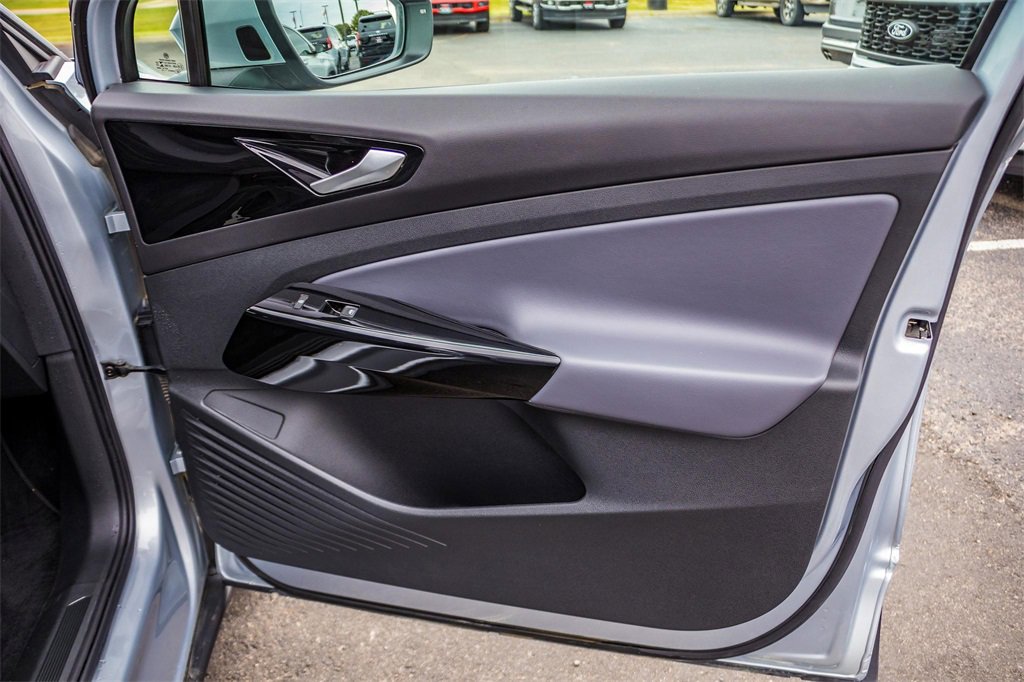 Used 2022 Volkswagen ID.4 Pro image 15